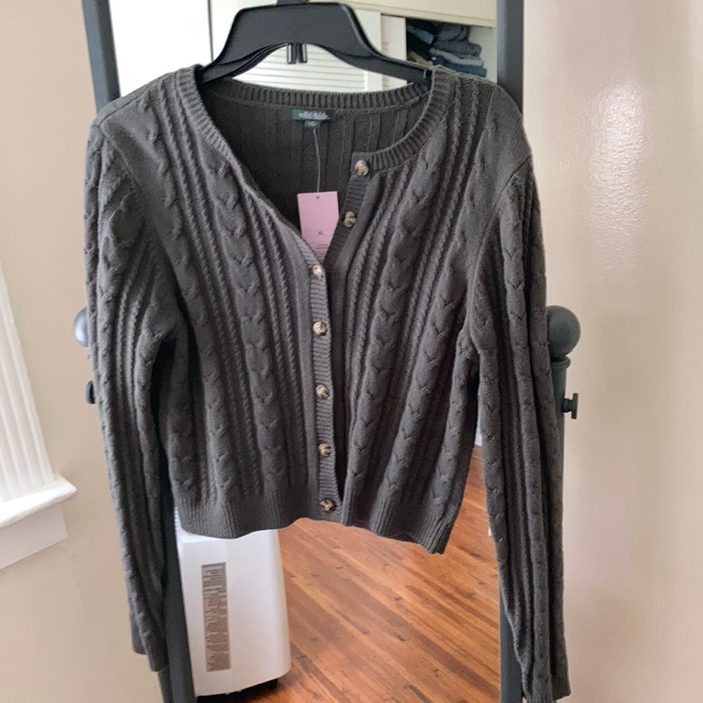 Wild Fable Cropped Moss Green Cardigan (Size XL)